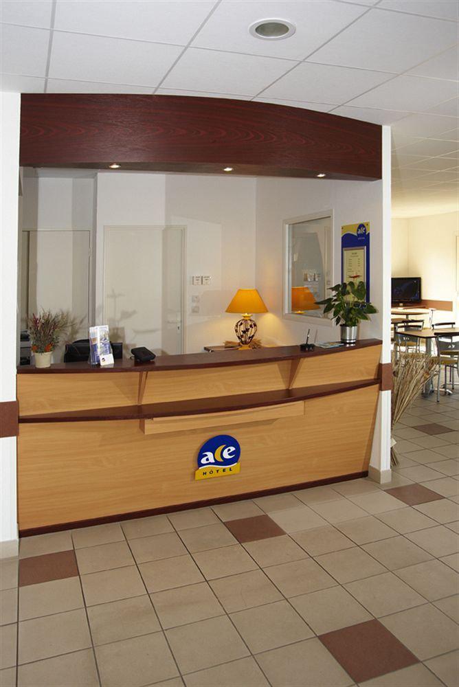 Ace Hotel Riom Buitenkant foto